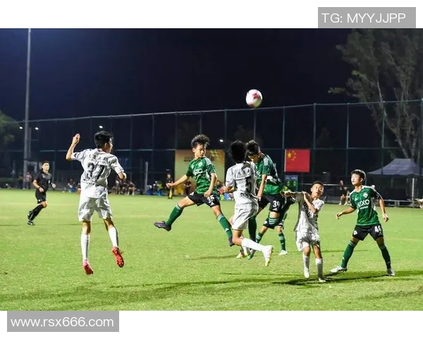 重庆足球队荣登足球配合排行榜第五名展现团队实力与默契